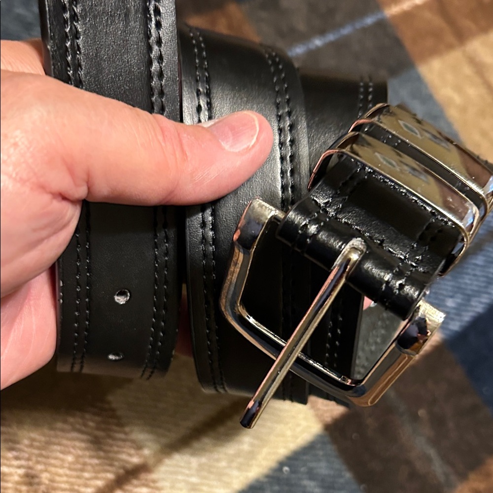 Elegant Black Leather Belt with Silver Buckle